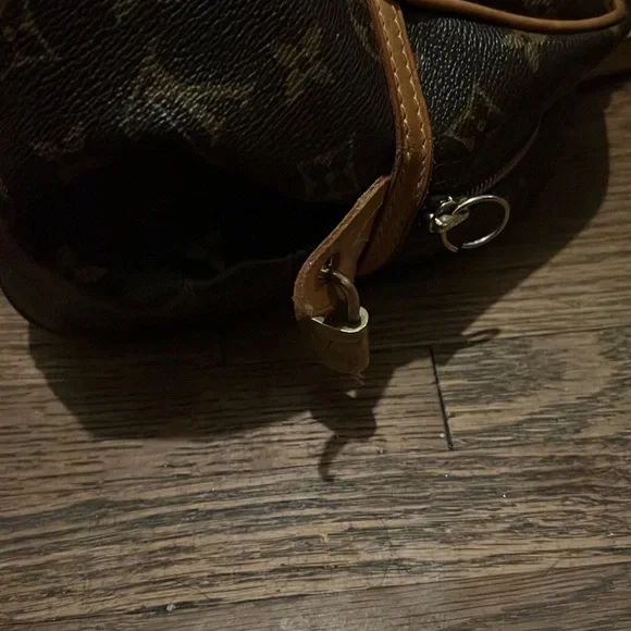 Louis Vuitton Montorgueil - Louis Vuitton Handbag - Womens Purse - Accessories - Picture 3 of 12